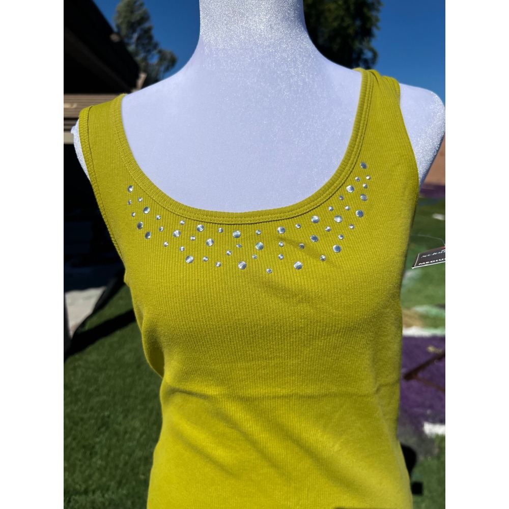 St Johns Bay Womens Chartreuse Green Studded Scoop Neck Ribbed Tank Top Medium